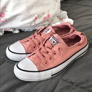 Shoreline Converse -Coral, Women’s US 7